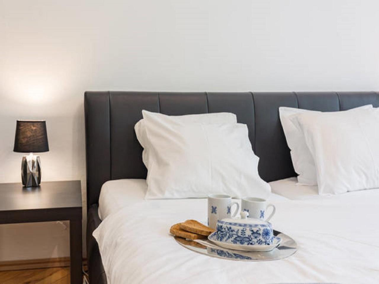 Origin 1920 Prague Apartment 1