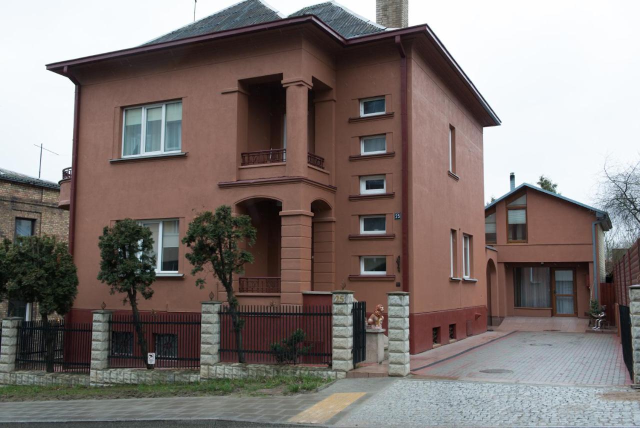 Petro Delux Apartments Center 2