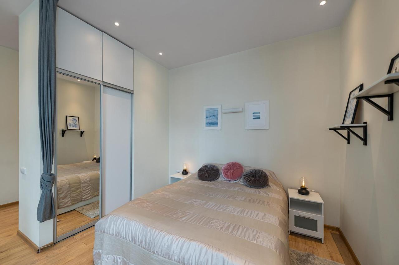 Freedom Avenue Apartment by Polo Apartments 2