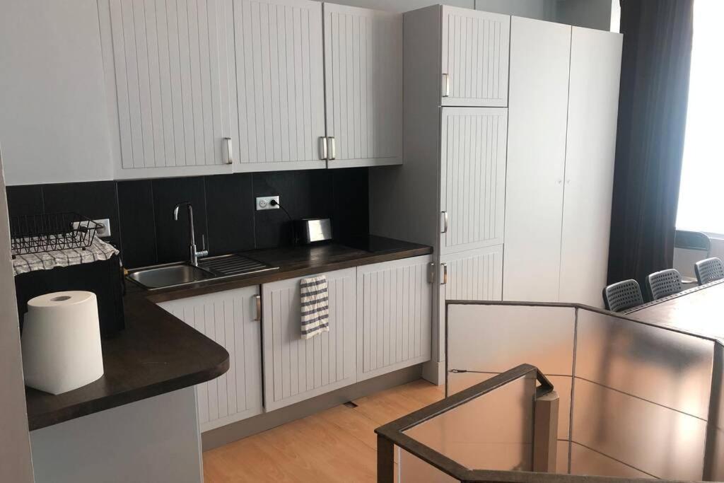 Loft 2 Br Loft Effeil Tower AC by Lcc Agency 2