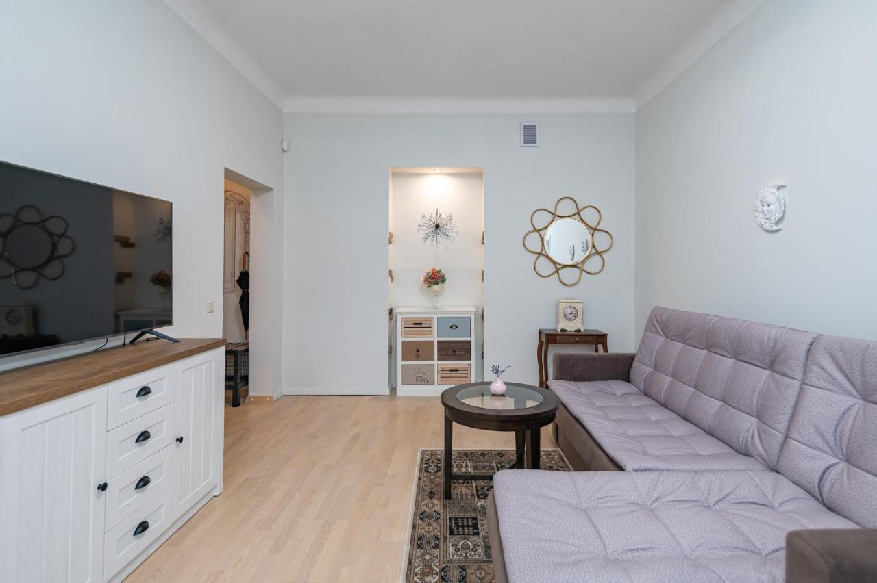 Archcathedral Apartment by Polo Apartments 2