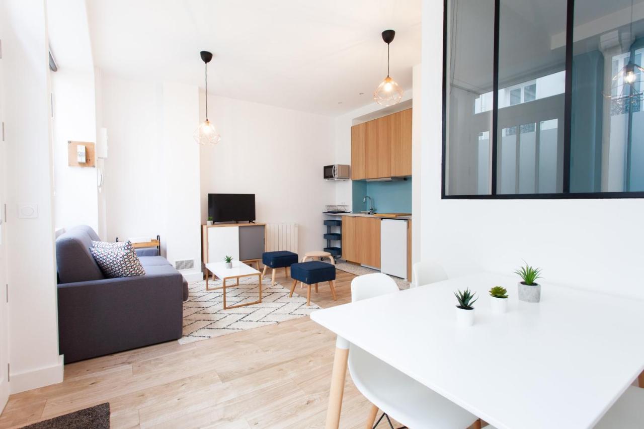 Luminous Appt And Design Close To the Sacred Heart 2