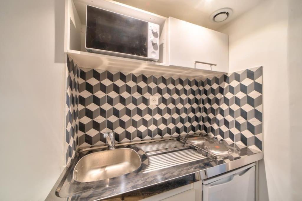 Bel Appartement Au Coeur de Montmartre 1