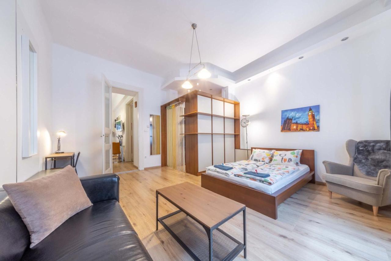 Anastasia 2 Bedrooms Apartment on Vaci Utca 2