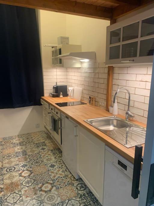 Cozy New Loft Apartment