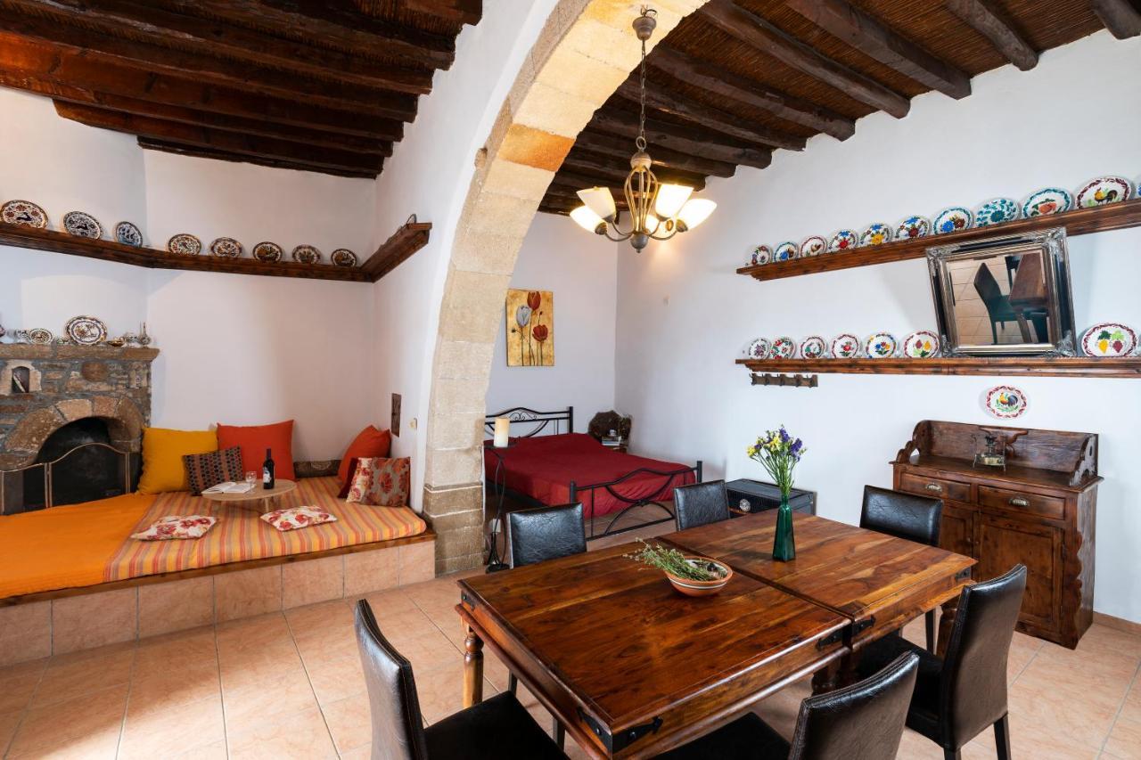 1900's Traditional House in Asklipio