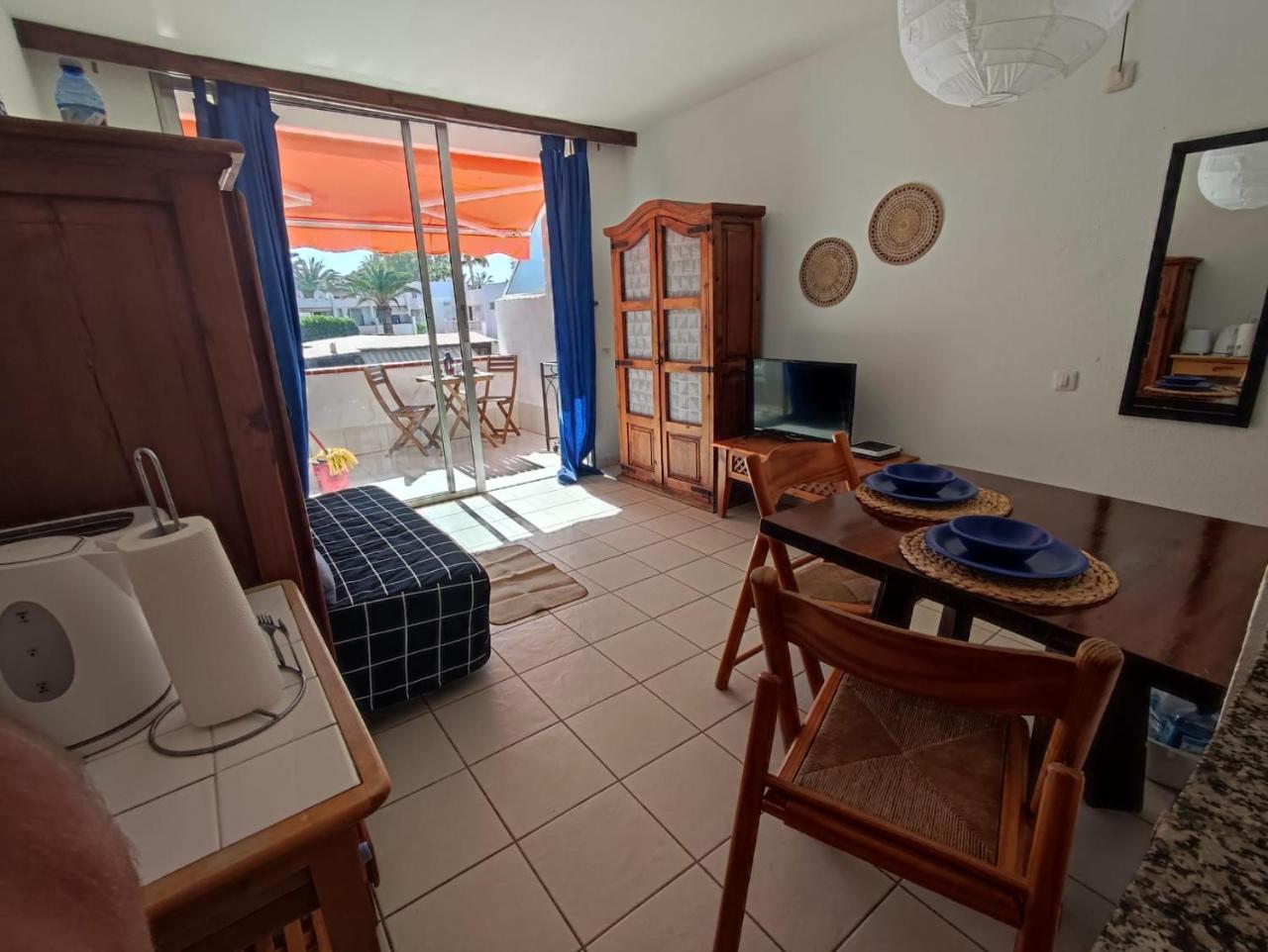 Flat Con Piscina in Costa Del Silencio - 5 Minuti Dal Mare 1