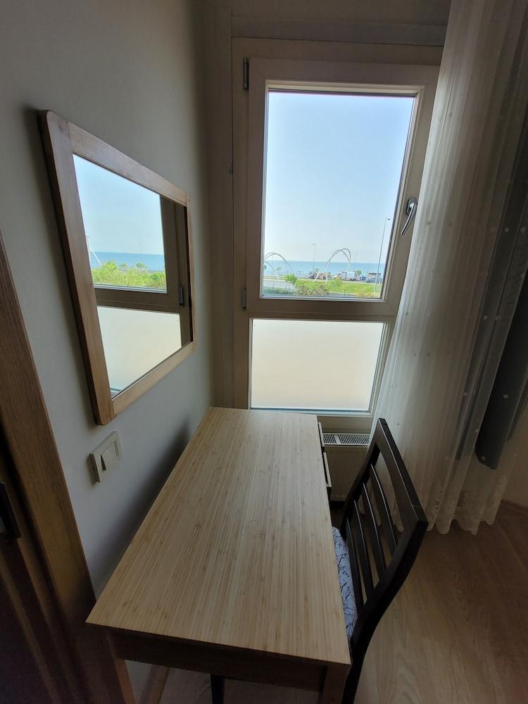 Masif House (Adults only)