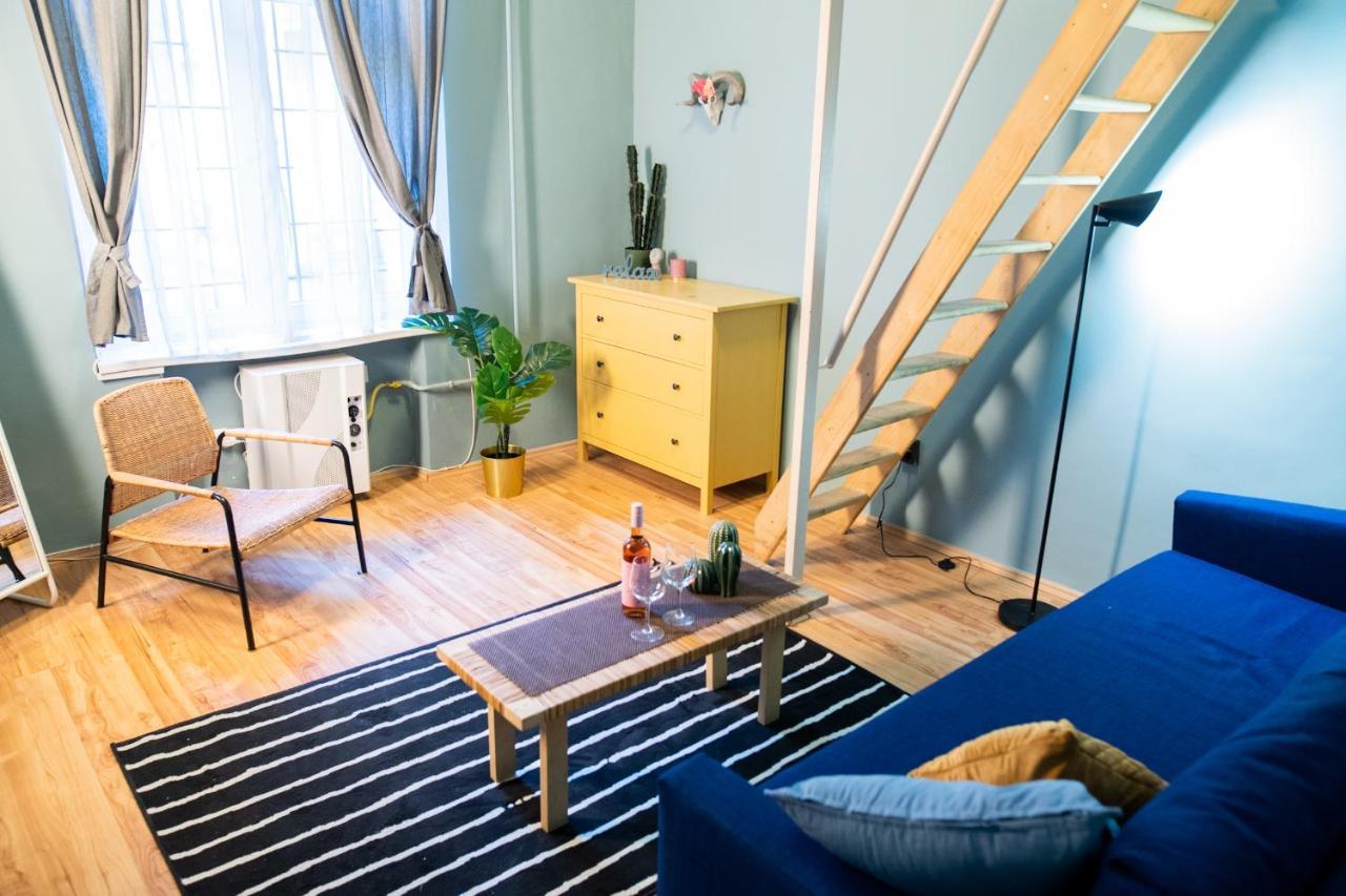 Lovely Apartment in Party Street