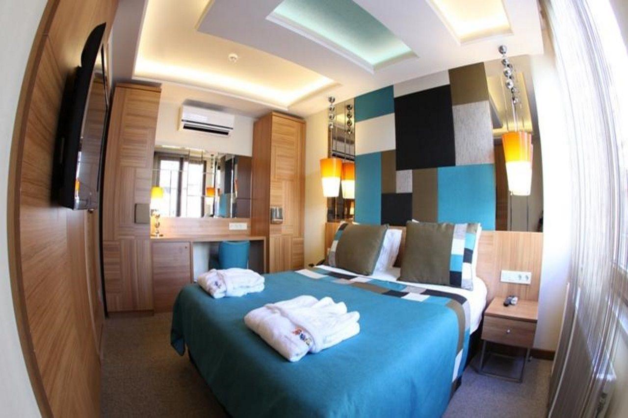 Collage Cihangir Hotel 1