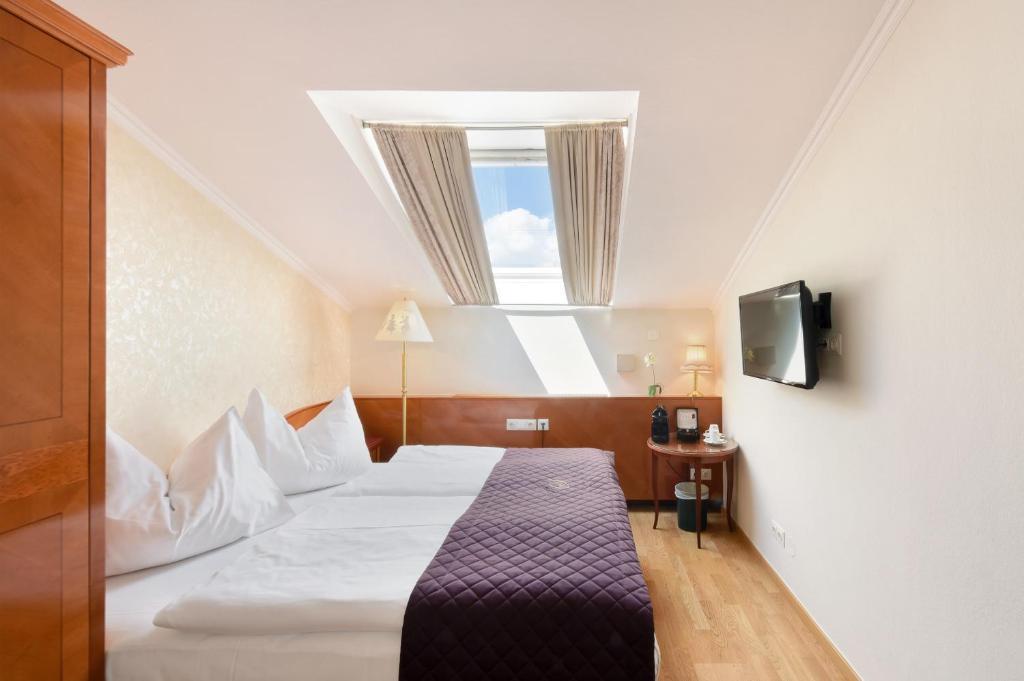 Hotel Am Schubertring 2