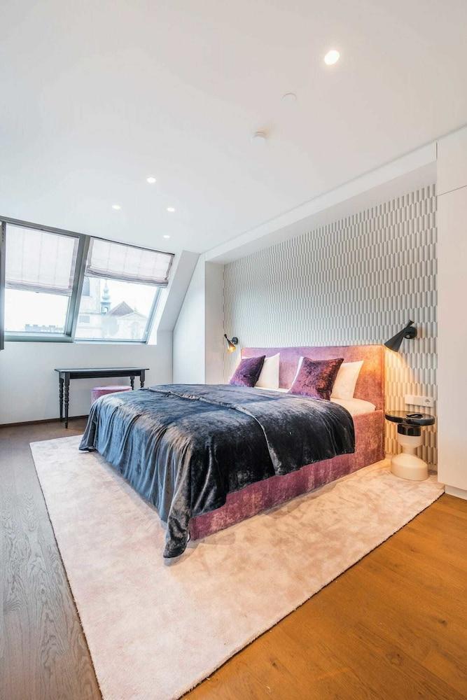 Penthouse Near Town Hall Vienna 1