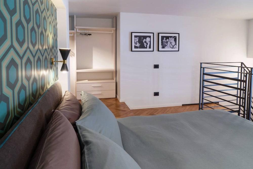 Design Apartment Near City Center 2