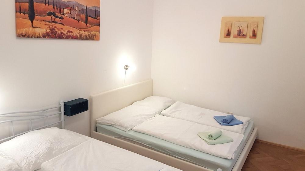 Sobieski Apartments St. Stephen Cathedral 1