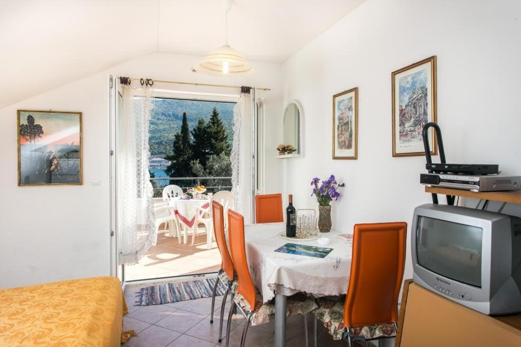 Apartmani Tramonto 1