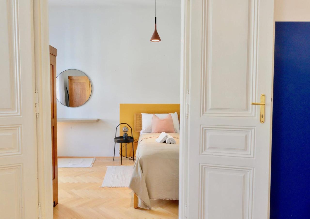 Beautiful Flat Next To Karlskirche (Adults Only) 1