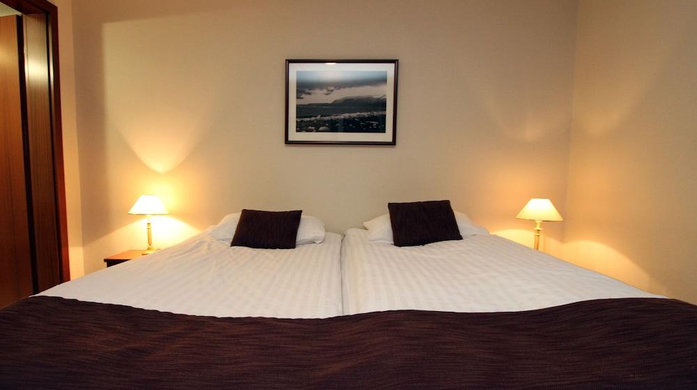 Grai Hundurinn Guesthouse 1