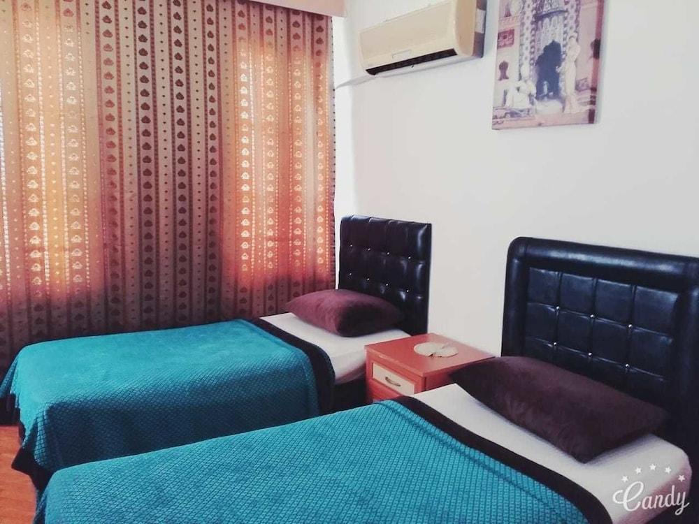 Palamar Apartments 1