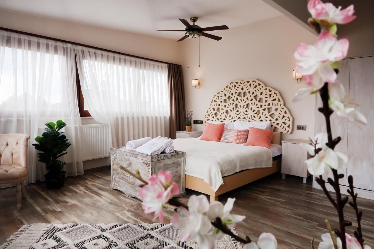 Fuego Design Suites 1