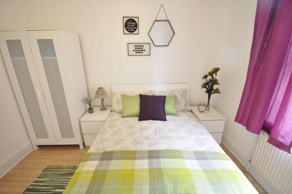 Old Nichol Guest Apartment 2