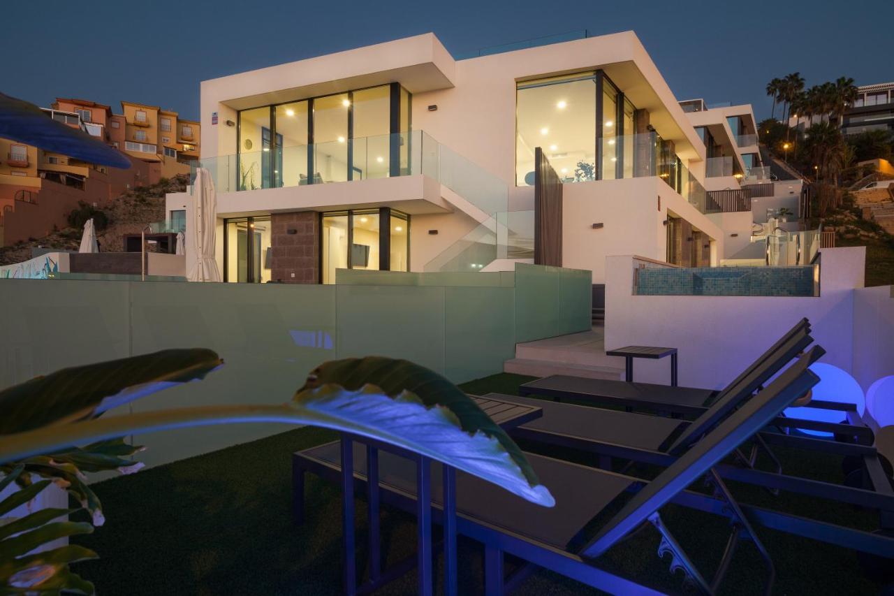 200m² New Villa B with Private, Heated Pool And Amazing Ocean View. 1