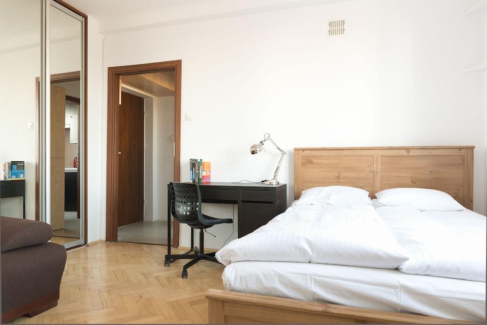 Apartament One by Your Freedom