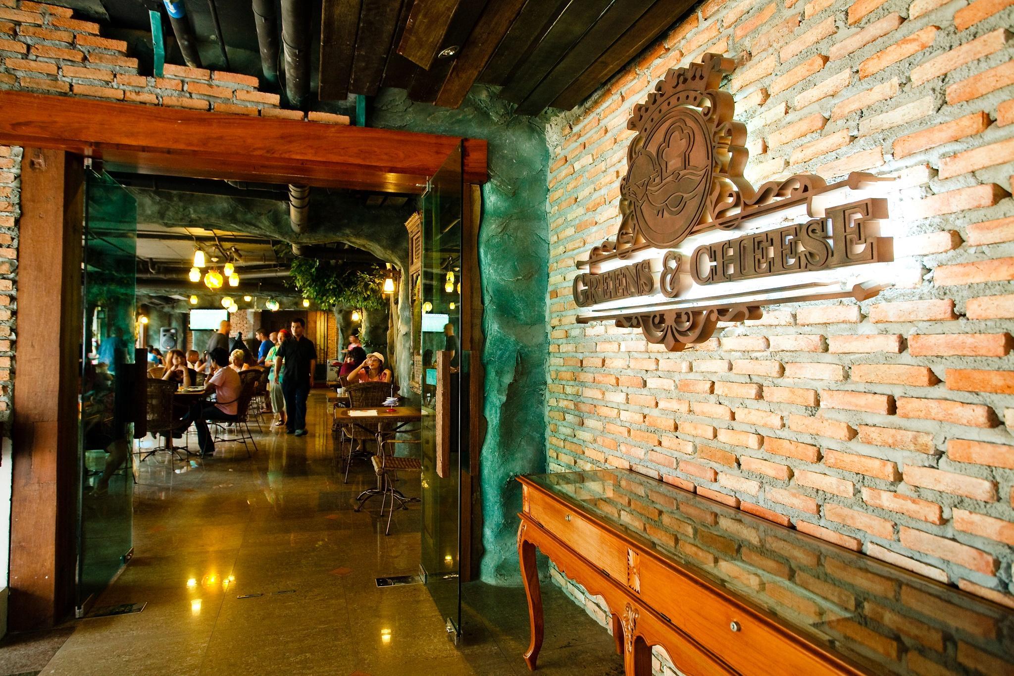 Hotel Dang Derm in the Park