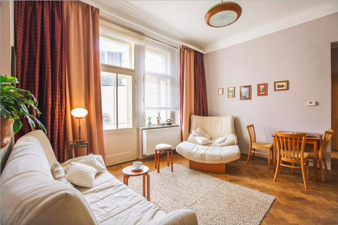 Apt Near Old Town Prague by Michal&Friends