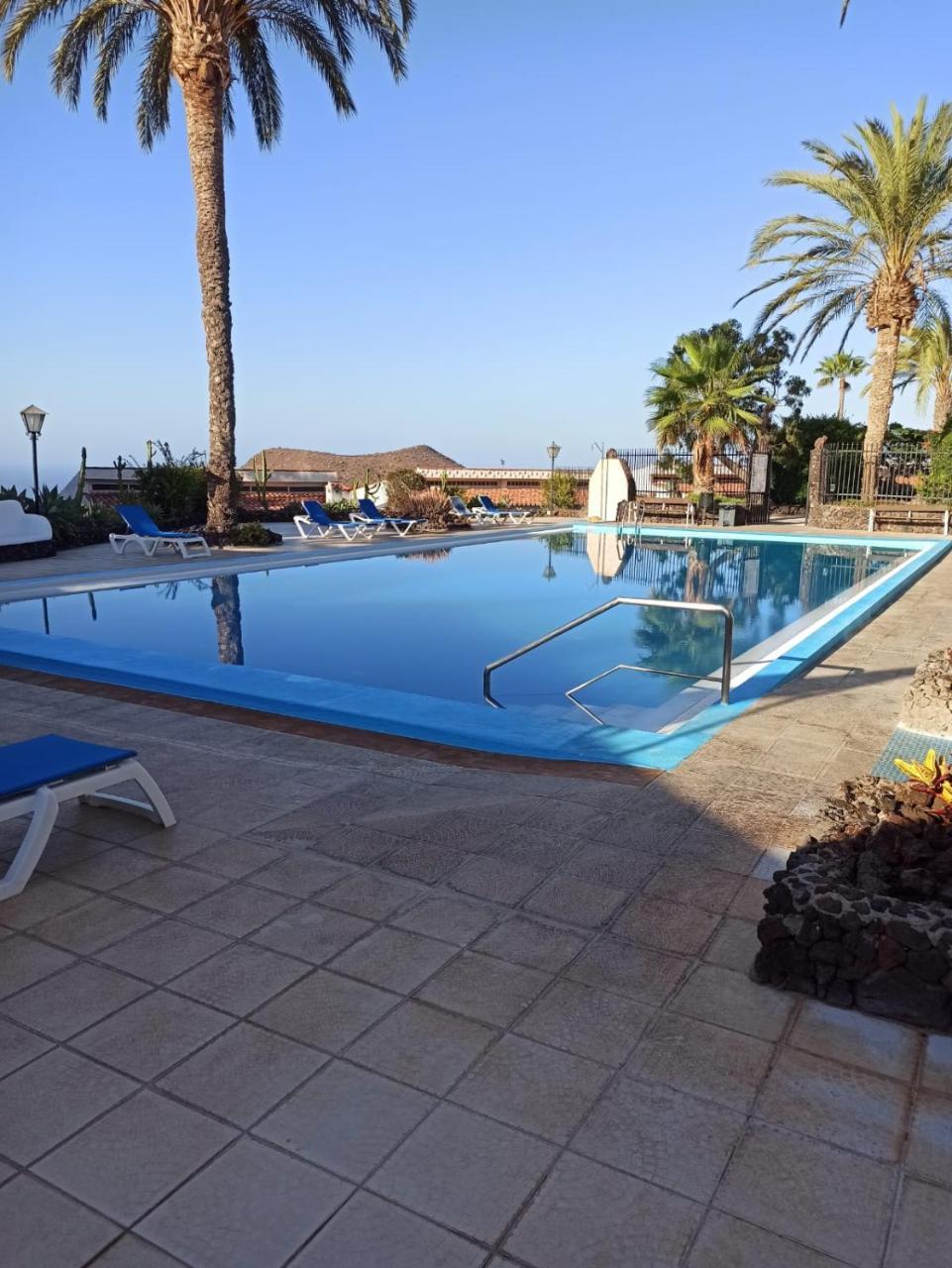 Luminoso Apartamento Chayofa