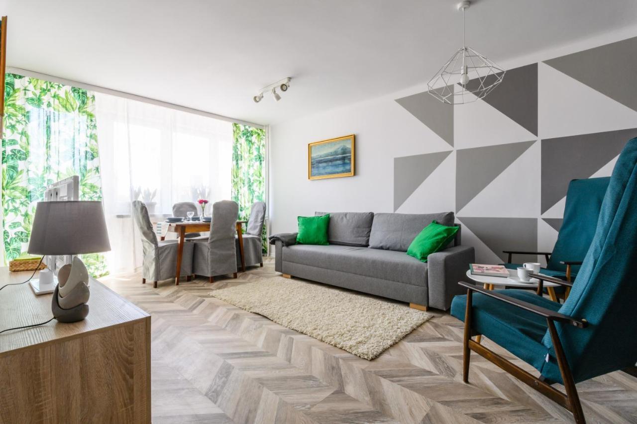 Oomph Warsaw Central Apartment