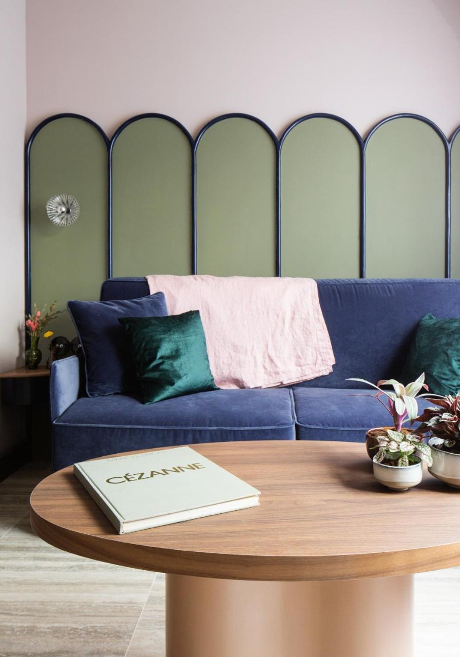 Joie Paris Gare Montparnasse (Adults Only)