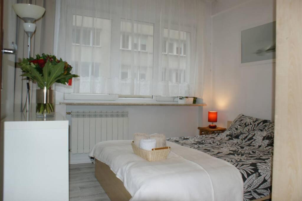 City Center- Large Apartment with National Musee View