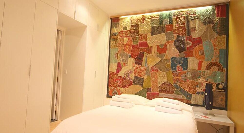 Chiado Is Chic Calm by Apartments Alfama 1