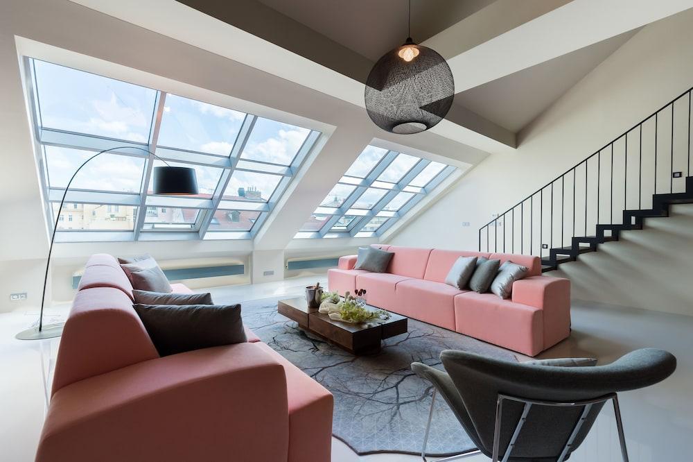 Empirent Mucha Apartments