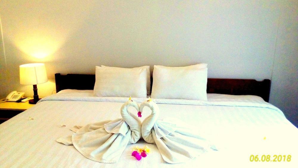 Dhyanapura City Hotel 2