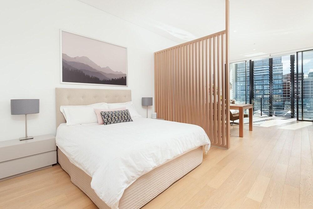 Stunning Potts Point Apartment 1