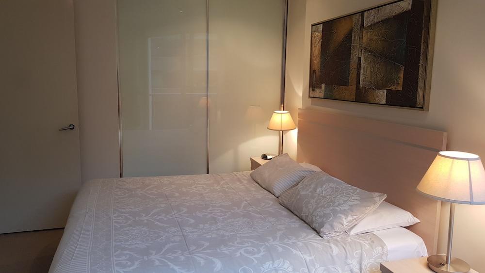 Quay Street - Sydney Central 2