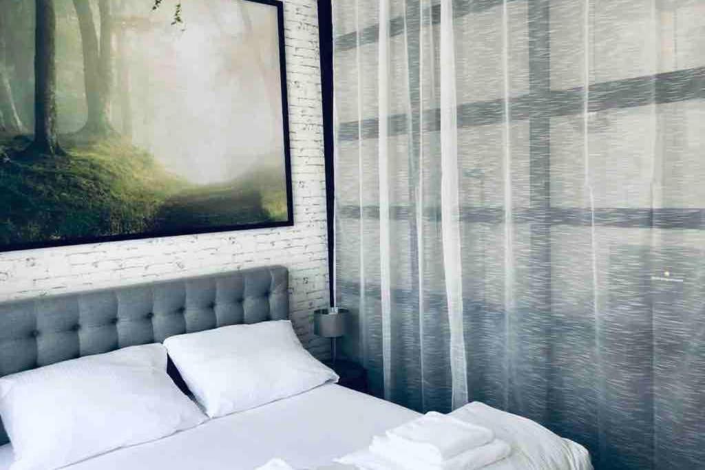 Zeus Design Apartments Herz 1