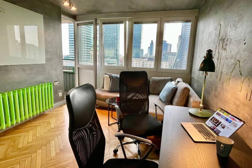 Palace 2 Wifi 600 Mbs 55’Tv Netflix Hbo 2xmetro Appletv