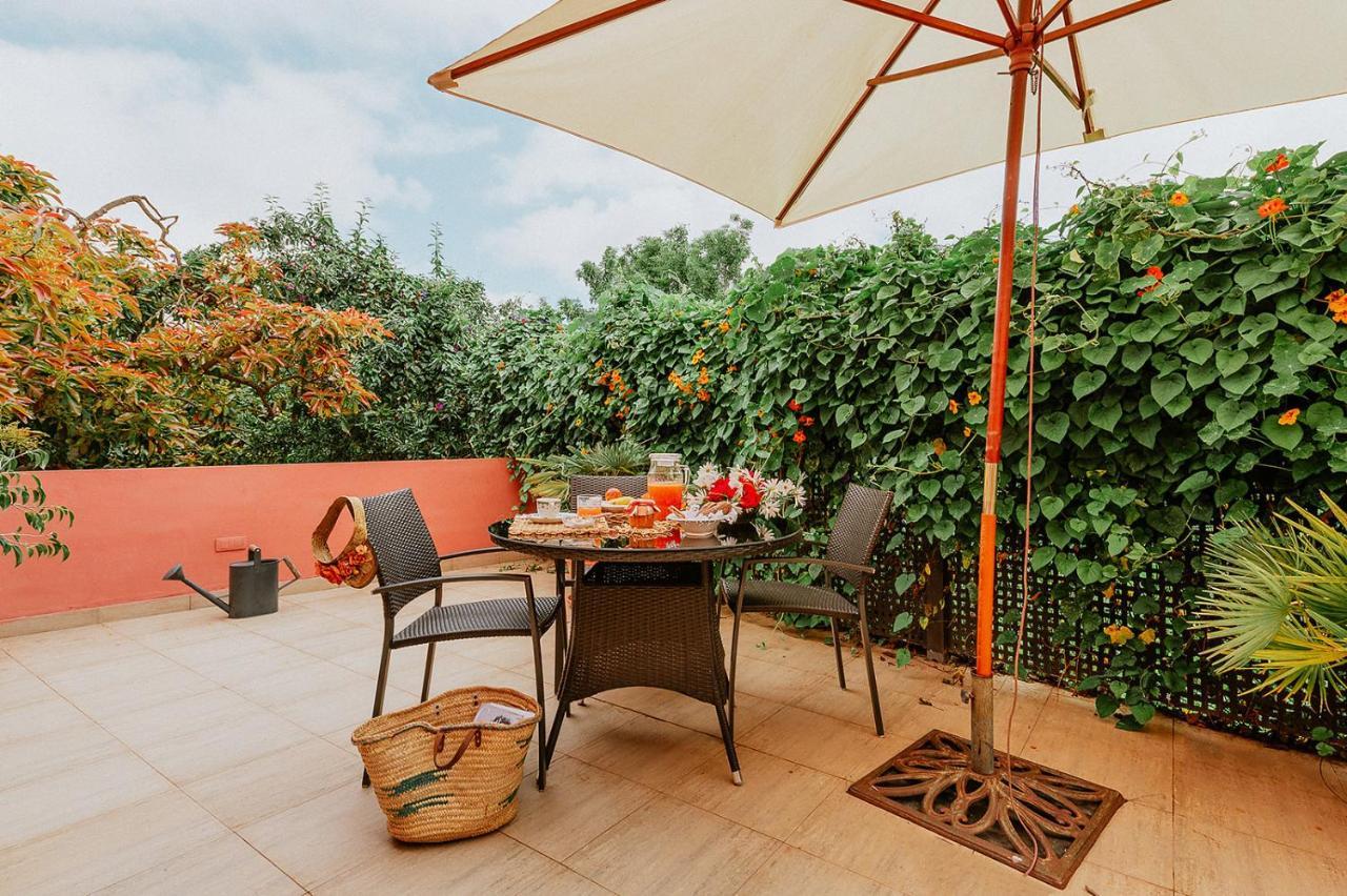 Homeforguest Rural House with Garden El Laurel 1