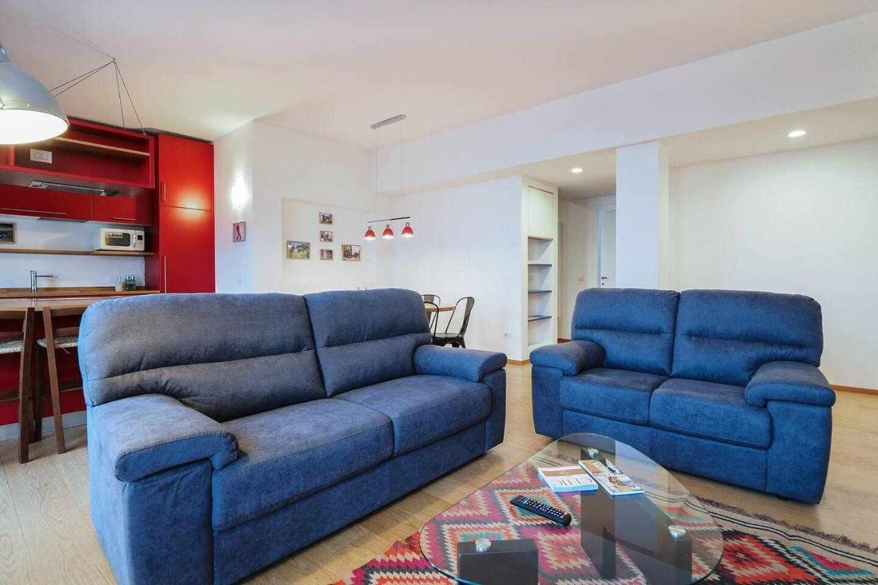 Uca14 Luxury Large 3brs Private Terrace Citylife 1