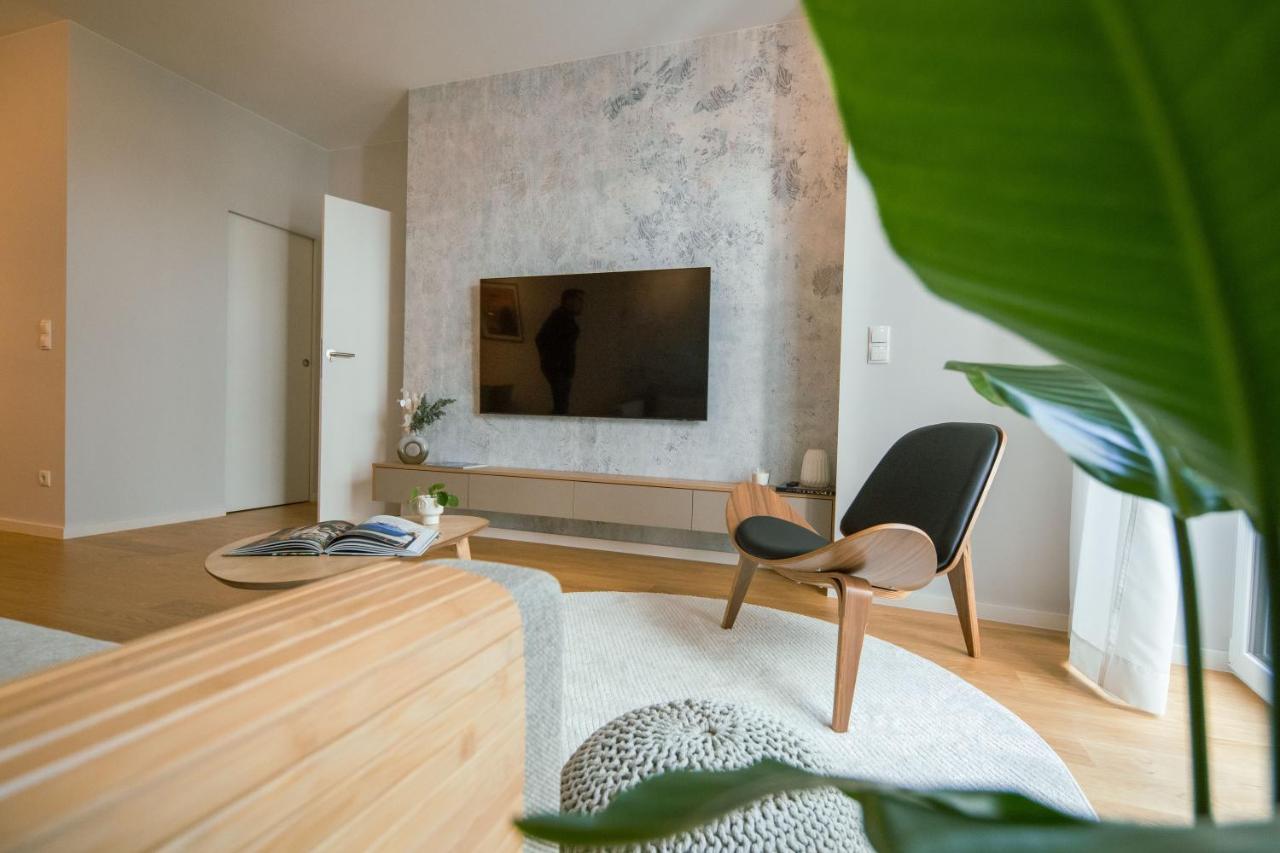 Urban Unit - Nearby City Center