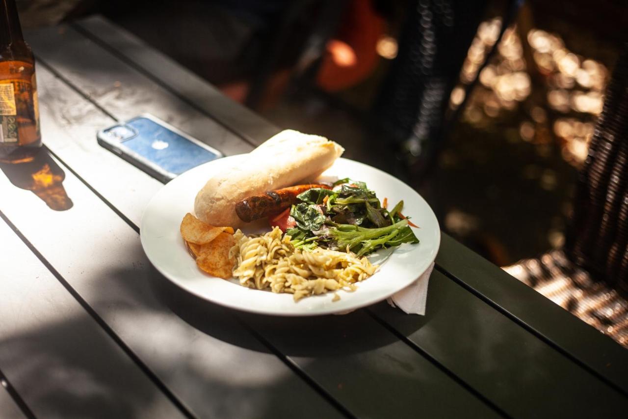 Podbed (Adults only) 1