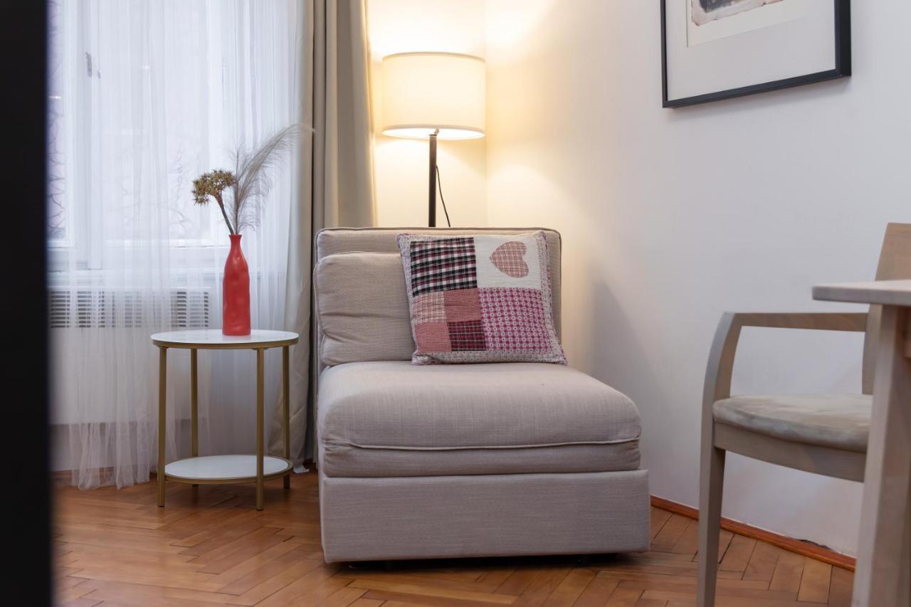 Awesome Stay Studios (Adults Only)