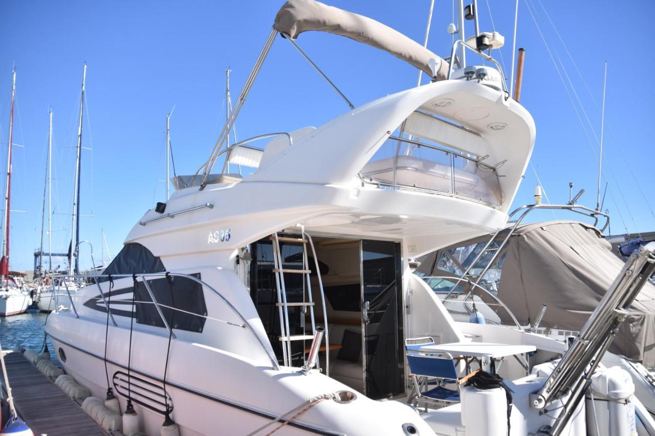 Luxury Yacht Kamikara