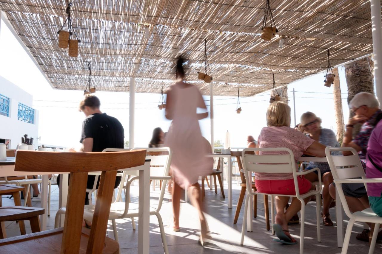 Kamari Beach Hotel 2