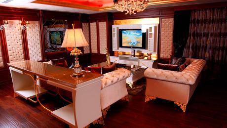 Cratos Premium Hotel & Casino 2