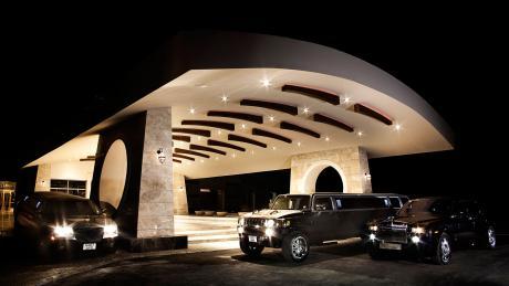 Cratos Premium Hotel & Casino 1