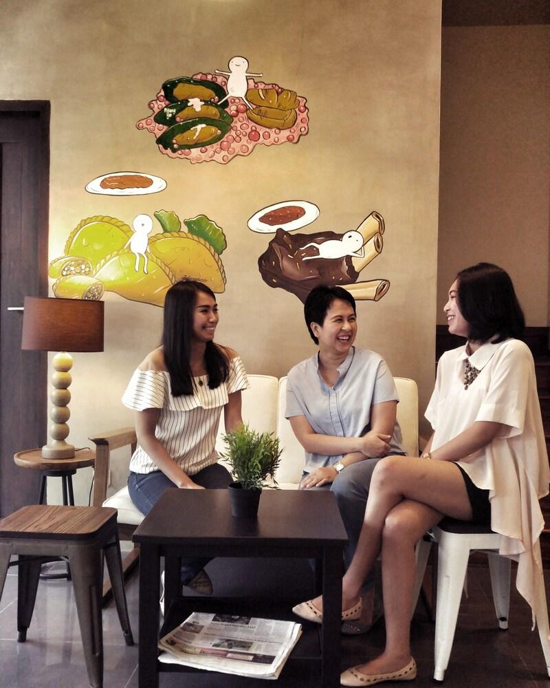 Pod House Losari Makassar 1