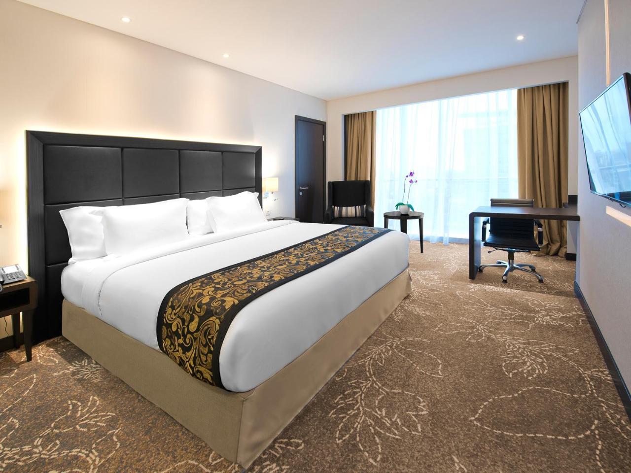 Melia Makassar 1
